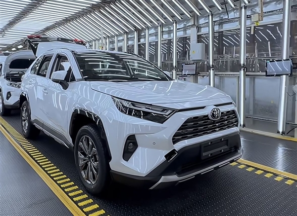 16.98万起 新款丰田RAV4荣放上市：和老款几乎没什么不同